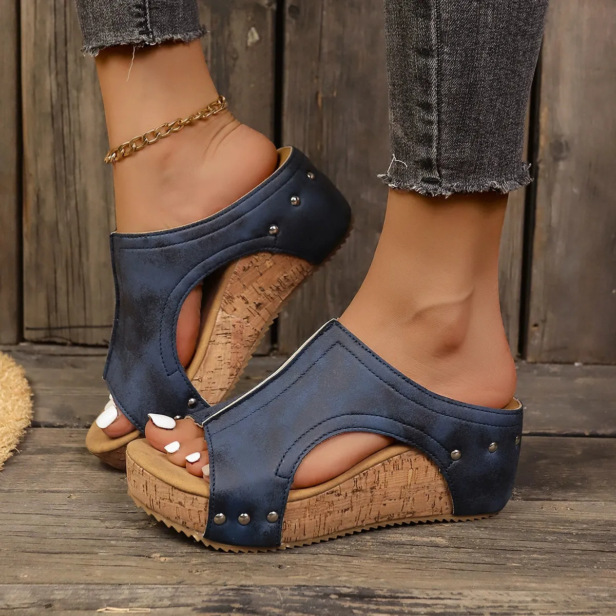 Bella Cushion Wedges