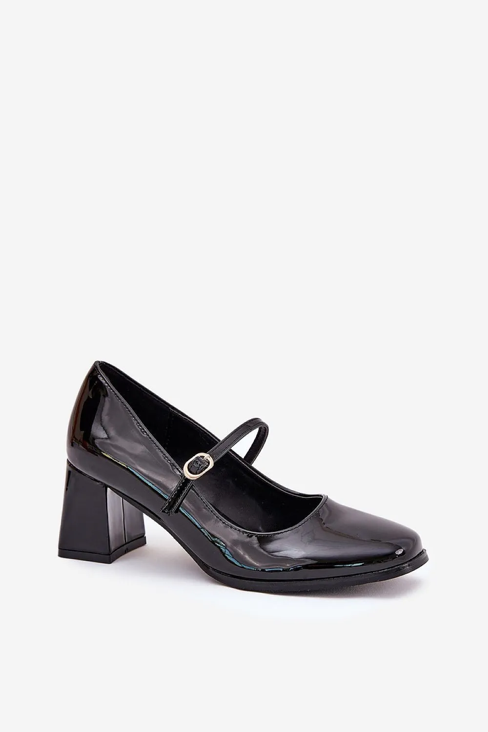 Block heel pumps