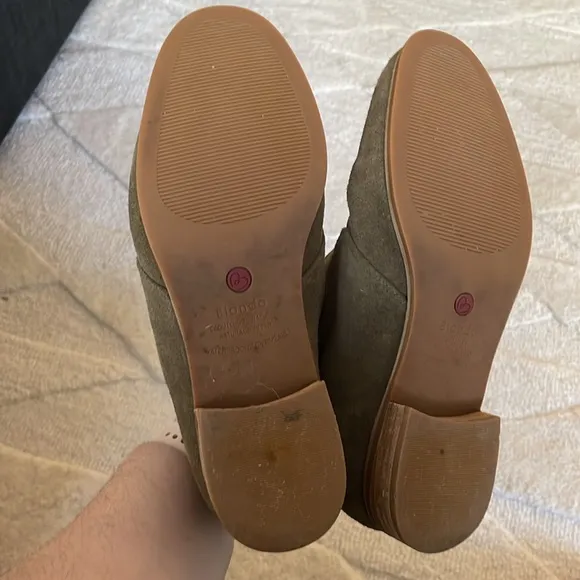 Blondo Verona Waterproof Olive Brown Suede Leather Ankle Booties
