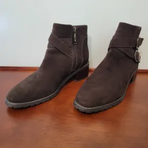 Blondo Women's Stacy Waterproof Suede Ankle Booties in Brown Size 8.5