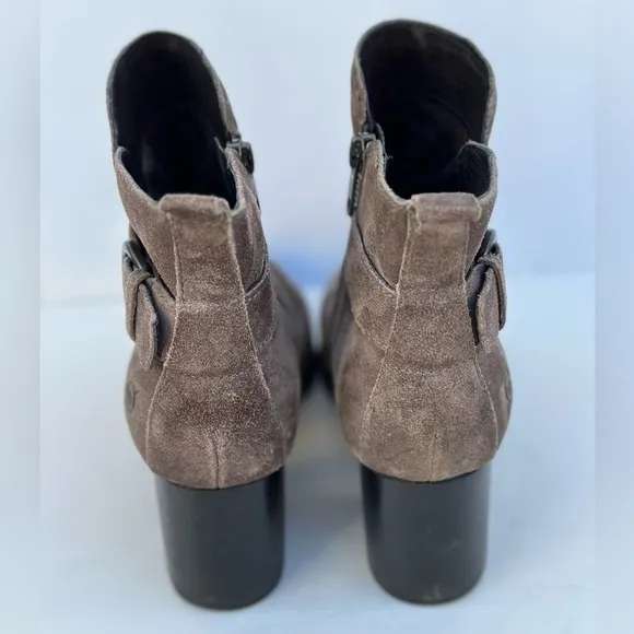 Born Side Zip Ankle Booties Gray Size 7 EUC