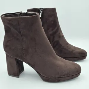 Calvin Klein Uda 2 Faux Suede Heeled Ankle Booties, Chocolate (Brown), Wmns 8.5M