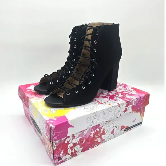 Chinese Laundry Black Lace-Up Gladiator Open Toe Heeled Booties Size 8.5M