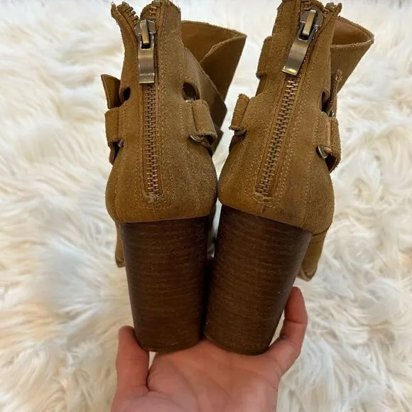 Chinese Laundry zip it dark camel brown suede bootie size 9.5