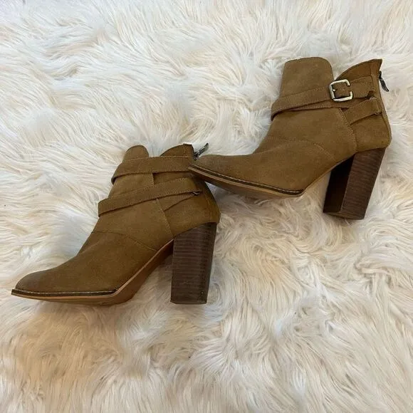 Chinese Laundry zip it dark camel brown suede bootie size 9.5