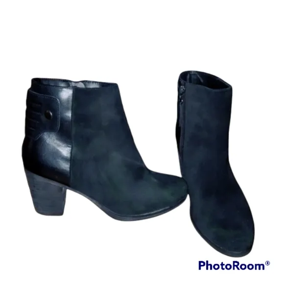 Clark's Artisan ankle boots
