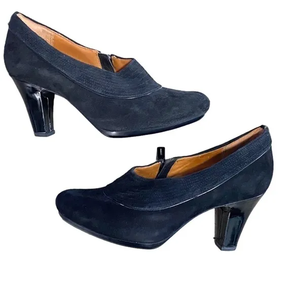 Clarks Black Suede Artisan Society Ascot Pumps l Women’s size 8M Heels