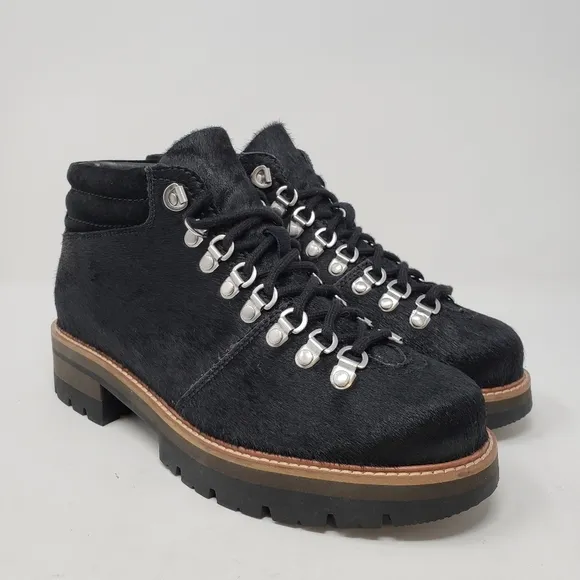 Clarks Orianna Alpine Fur Thick Lug Ankle Booties size 7