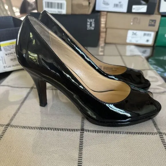 COLE HAAN Air Carma D22304 Sz 6.5 AA Black Patent‎ Leather Peep Toe Pumps Women