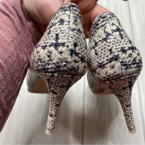 COLE HAAN GRAND AMBITION SNAKE PRINT EMBOSSED LEATHER POINTED TOE PUMPS SIZE 9