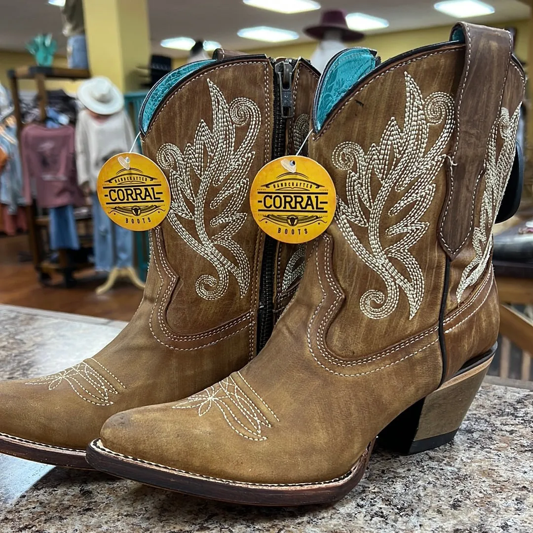 Corral Golden Embroidery Ankle Boot