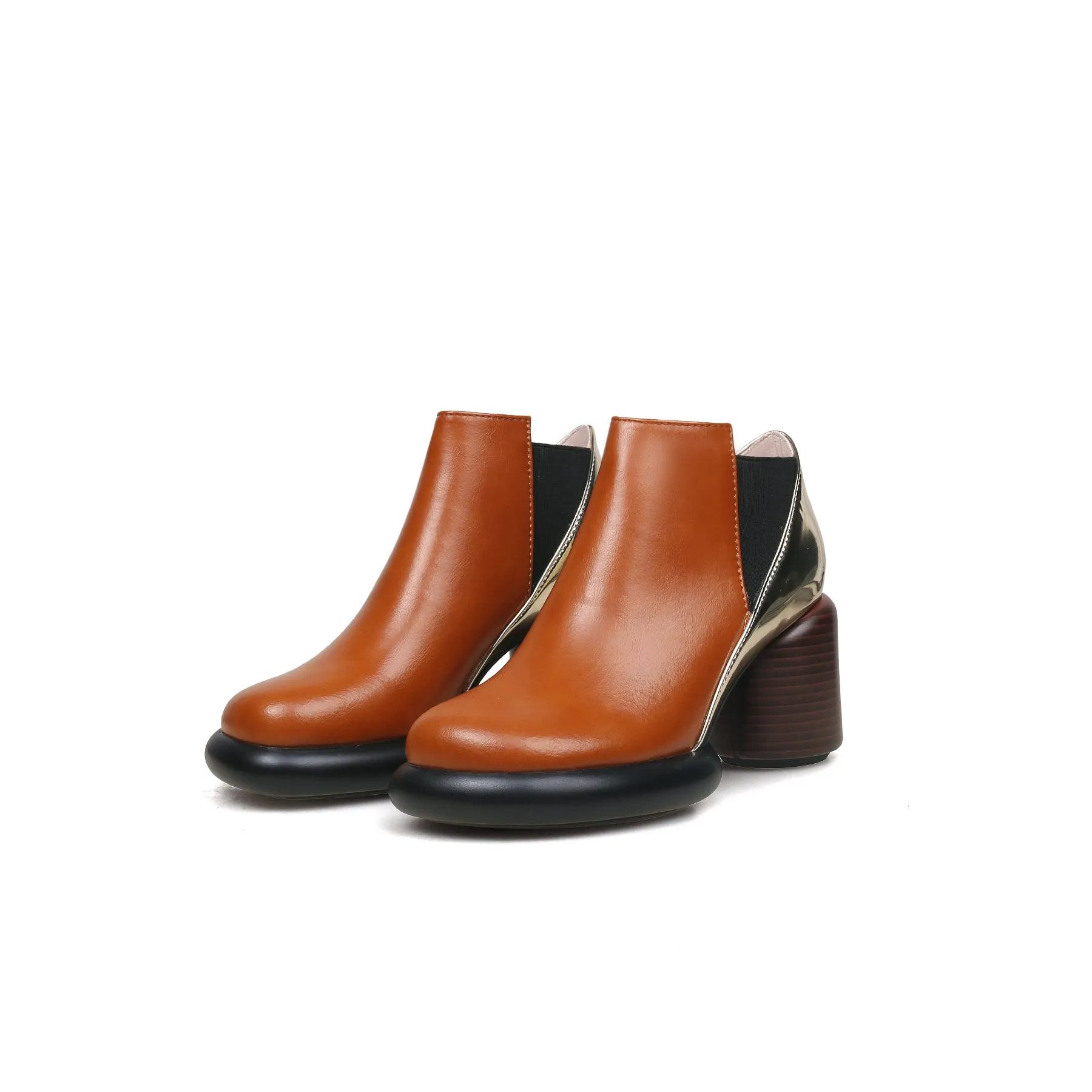 Cylinder Heel Leather Ankle Bootie - Brown