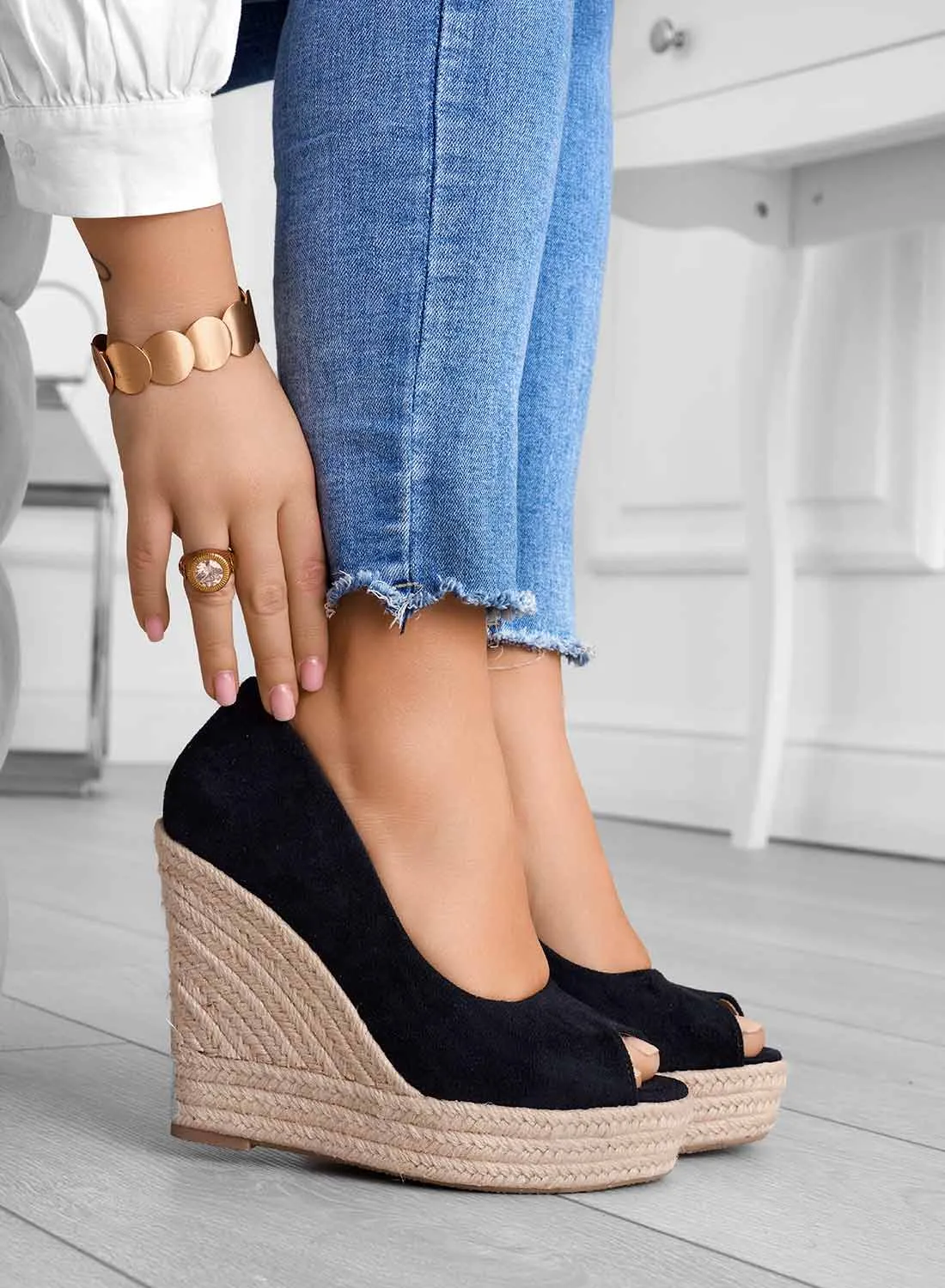 Delfina® | Suede wedge espadrilles