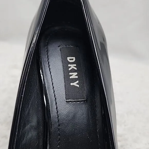 DKNY■STYLE LEXIE■POINTED TOE CLASSIC PUMP■BLACK PATEN-LEATHER■LADIES SIZE 6■GUC