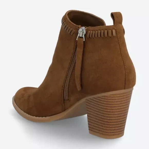 DV8 Brown Jace Zipper Ankle High Bootie Boot -7.5