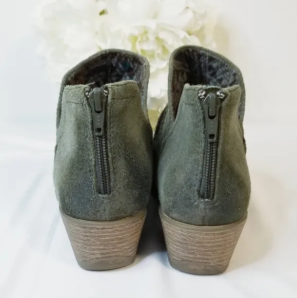 Earth Origins Amanda Green Leather Booties