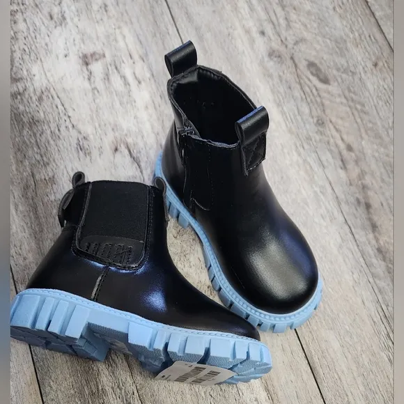 Fashion Nova Kids Mini Chunky Heel Booties