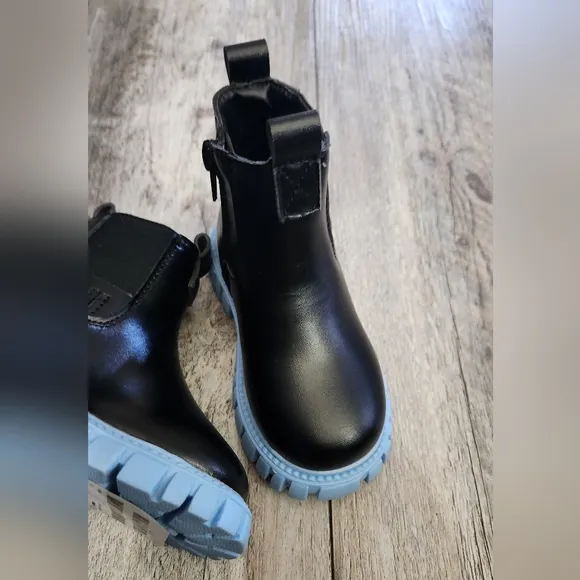 Fashion Nova Kids Mini Chunky Heel Booties
