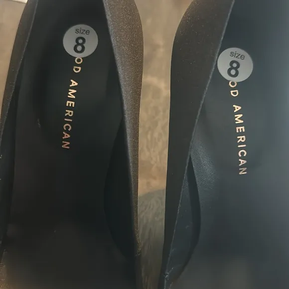 GOOD AMERICAN Black Satin Shine Pointed Toe Pumps size 8