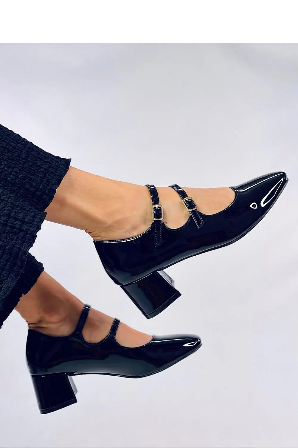 Heel pumps