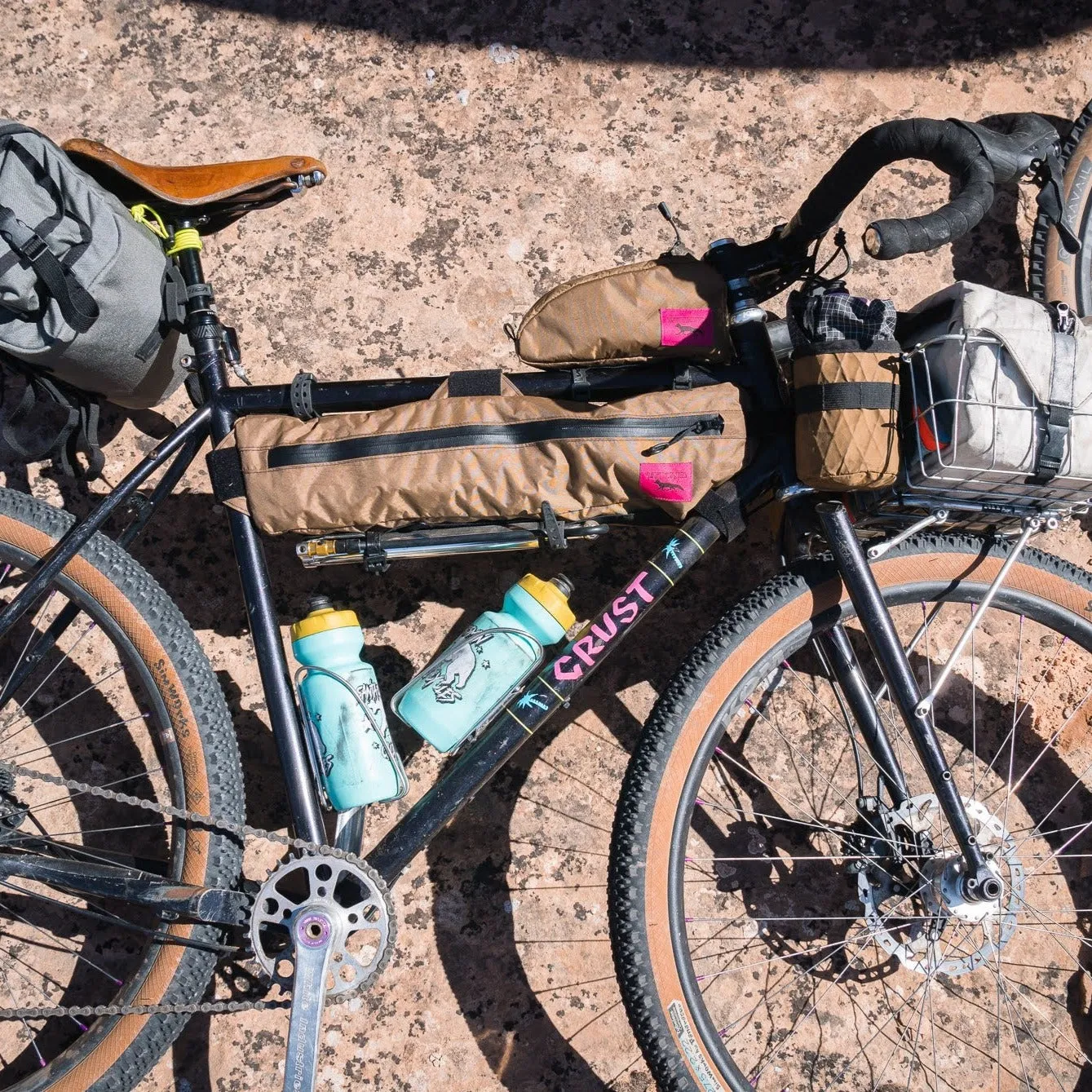 Hold Fast Half Frame Bag
