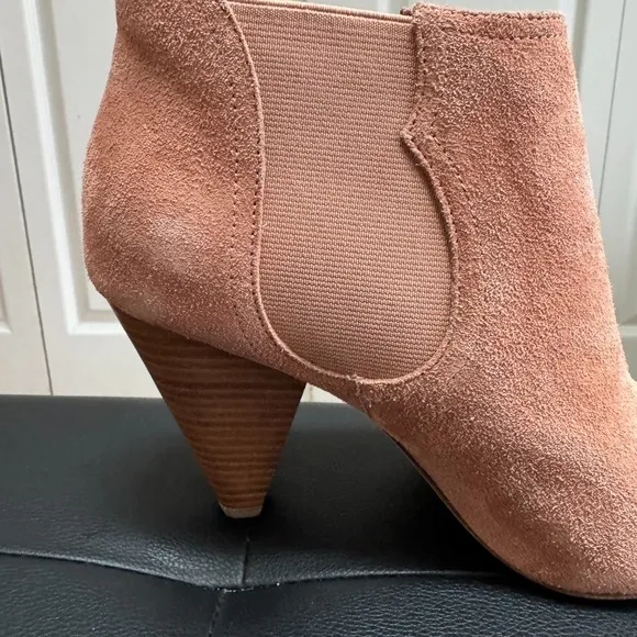 Joie | Neutral Pink Suede Leather Ankle Chelsea Booties Modern Victorian Office