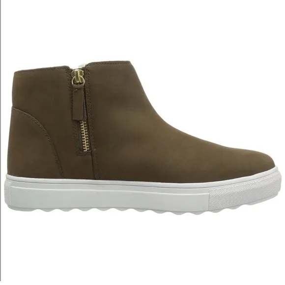 J/SLIDES Poppy Ankle Boot Waterproof Nubuck Khaki Fur Lined Size 8.5 New In Box