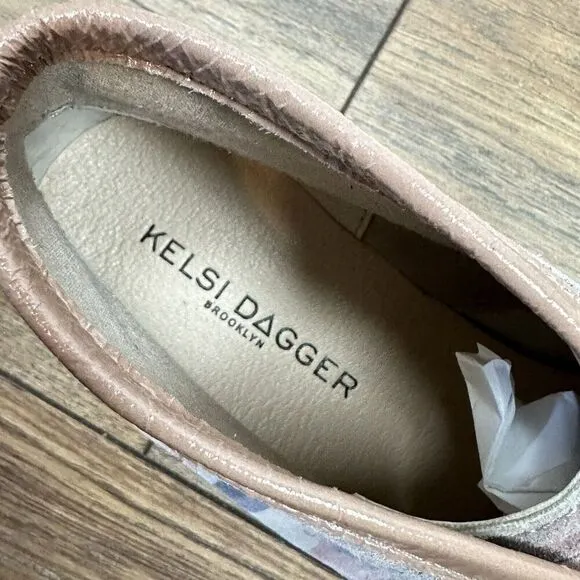 Kelsi Dagger Brooklyn Pink Blue Canvas Lace up Flat Bootie Ankle Boot 7 EUC