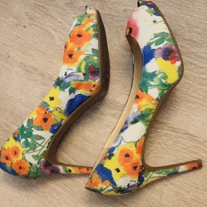 Liz Claiborne Orange and Yellow Heels with Floral Design