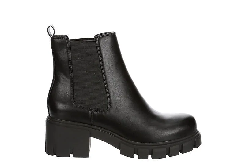 Lug Sole Chelsea Boot