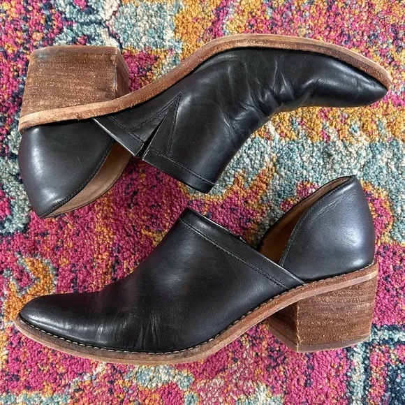 Madewell | Women’s black The Brady Lowcut Bootie, slight stacked heel, size 6.5