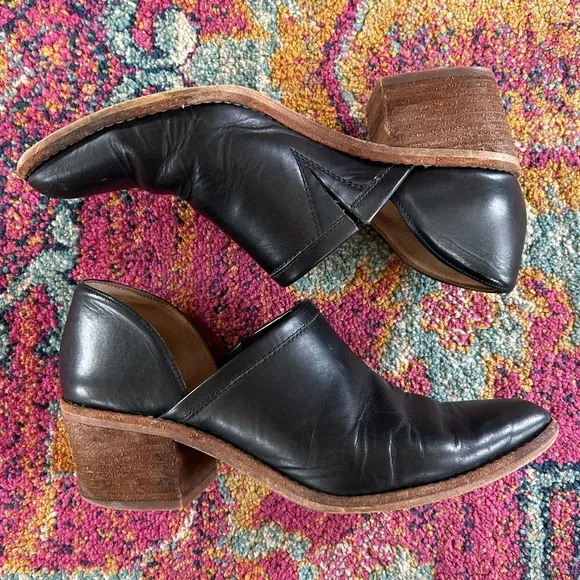 Madewell | Women’s black The Brady Lowcut Bootie, slight stacked heel, size 6.5