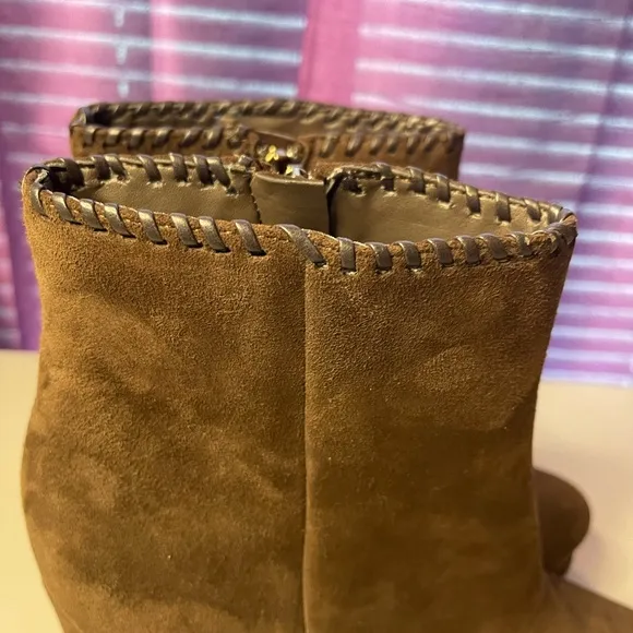 Marc Fisher Womens platform suede booties