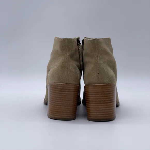 Matisse Vox Tan Suede Ankle Booties.
