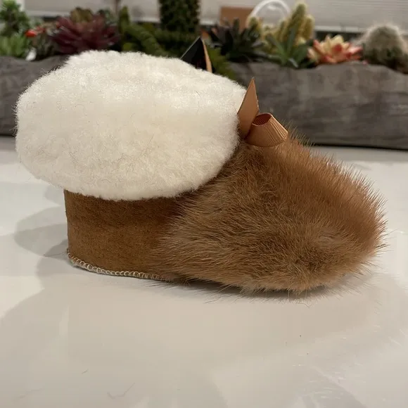 MINK &amp; SHEARLING BABY BOOTIES - Small New With Tags
