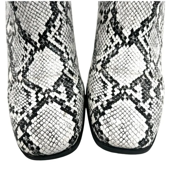 Mix No.6 Benisa White &amp; Black Snake Print Vegan Block Heel Square Toe Boots 8.5