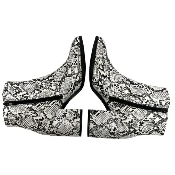 Mix No.6 Benisa White &amp; Black Snake Print Vegan Block Heel Square Toe Boots 8.5