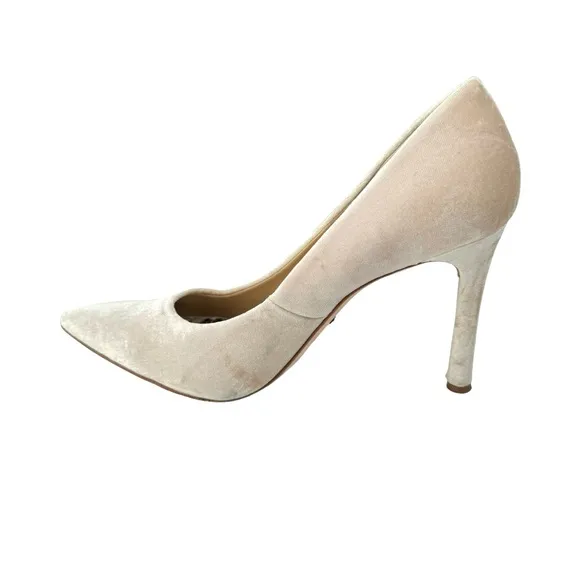 Nicola Bathie Antonio Melani Bonnie Champagne Velvet Pointed Toe Pump Women’s