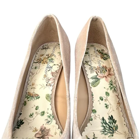 Nicola Bathie Antonio Melani Bonnie Champagne Velvet Pointed Toe Pump Women’s