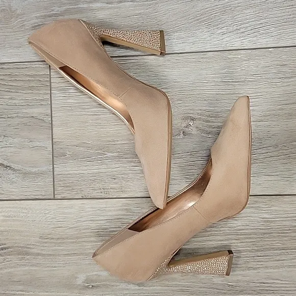 Nine West Size 8 1/2 Trendz Rhinestone Tapered Heel Pointy Toe Dress Pumps