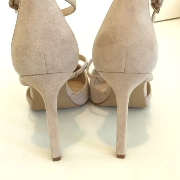 NINE WEST Suede Stiletto Heels Pointed Toe Pumps Ivory Tornaydoo Women’s Size 9M