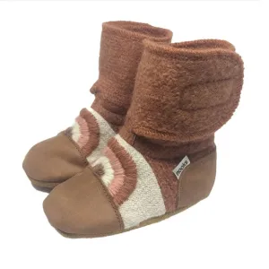 Nooks Rainbow Embroidered Wool Booties – Clay