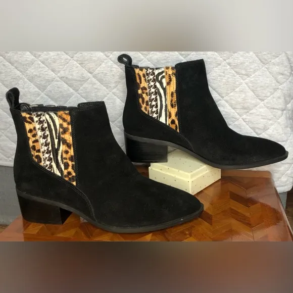 NWOB Crown Vintage Tolana Chelsea black leather animal print booties