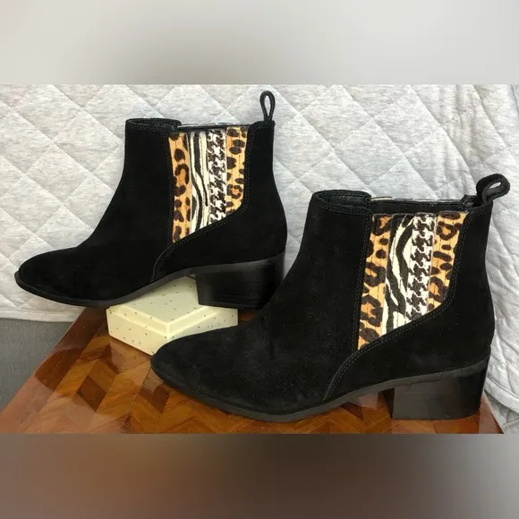 NWOB Crown Vintage Tolana Chelsea black leather animal print booties