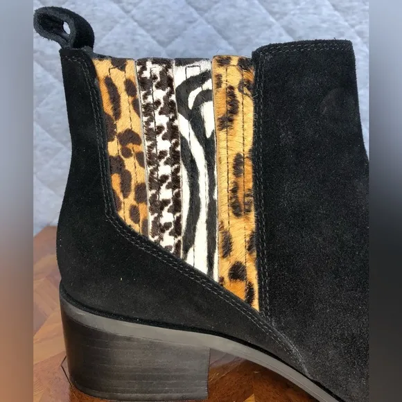 NWOB Crown Vintage Tolana Chelsea black leather animal print booties