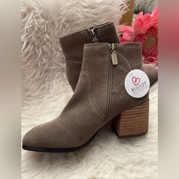 NWT Blondo waterproof suede ankle booties block heel 7.5
