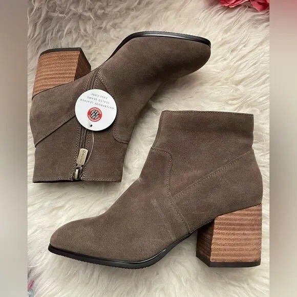 NWT Blondo waterproof suede ankle booties block heel 7.5