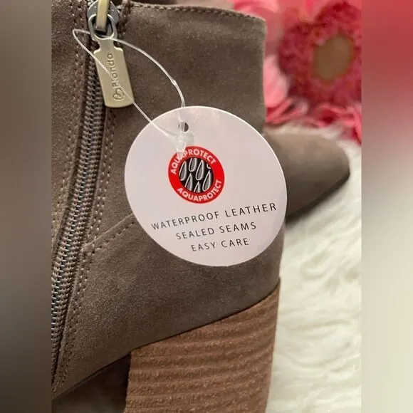 NWT Blondo waterproof suede ankle booties block heel 7.5