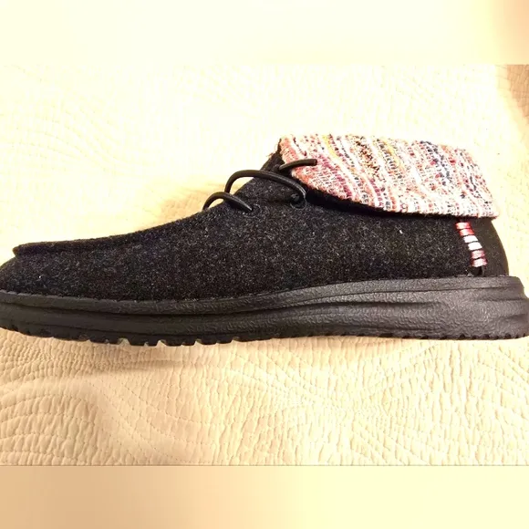 NWT Hey Dude Youth Wendy Wool Folded Ankle Booties