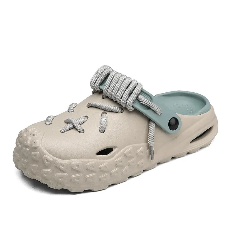 ODYSSEY LACED CLOGS